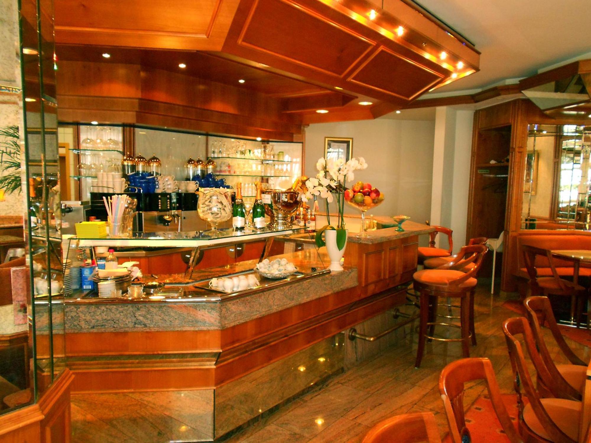 Hotel Garni Aich Санкт Блазиен Екстериор снимка